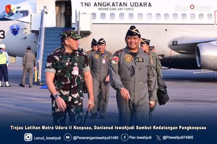 Tinjau Latihan Matra Udara II Koopsau, Danlanud Iswahjudi Sambut Kedatangan Pangkoopsau